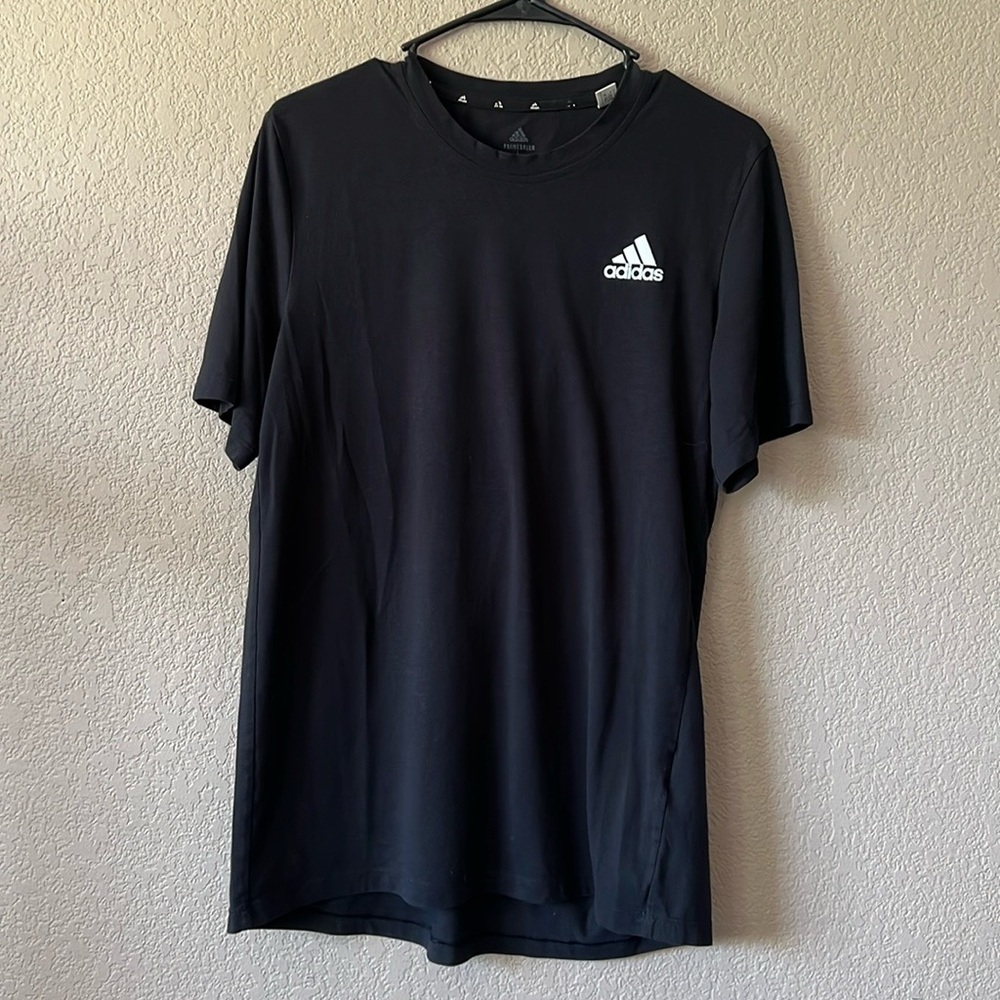 Adidas T-Shirt